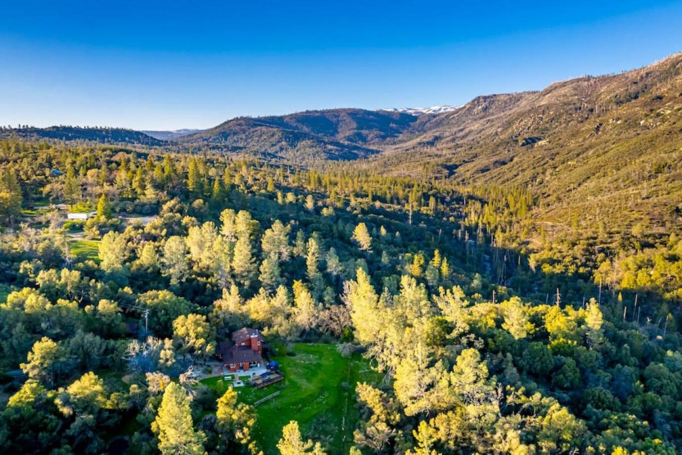 Sierra Vista Lookout Lodge: Creekside Retreat Near Bass Lake & Yosemite North Fork Exterior photo